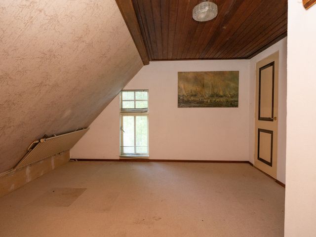 Diek 24, Den Hoorn