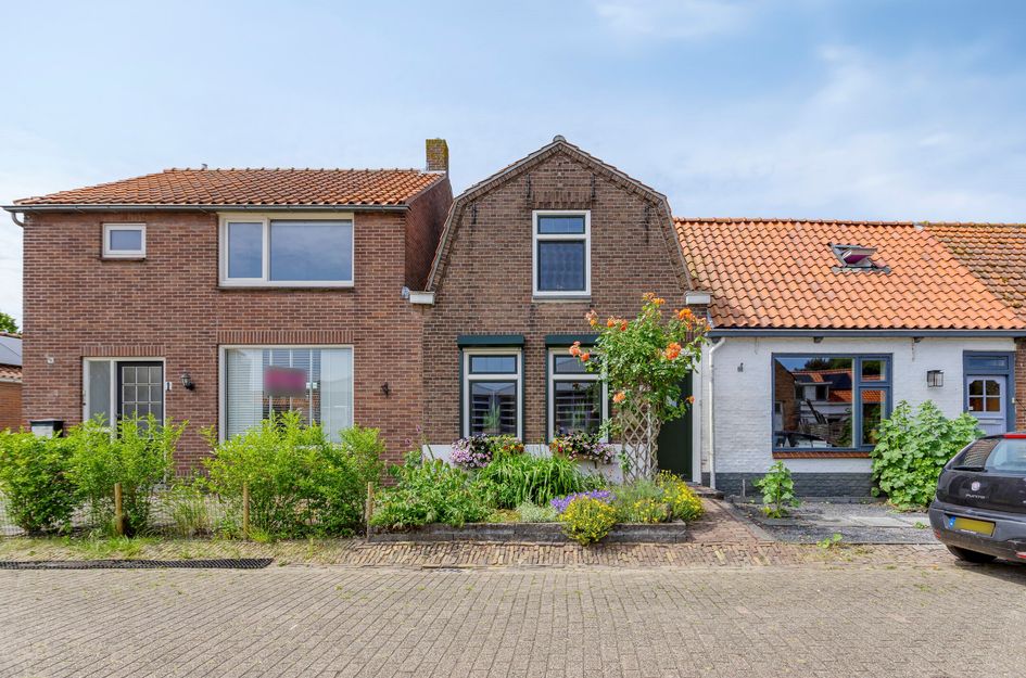 Achter de Kerk 3