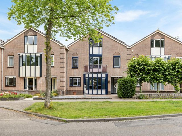 Tintlaan 98, Zoetermeer