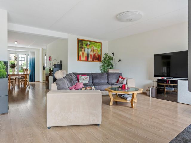 Tintlaan 98, Zoetermeer