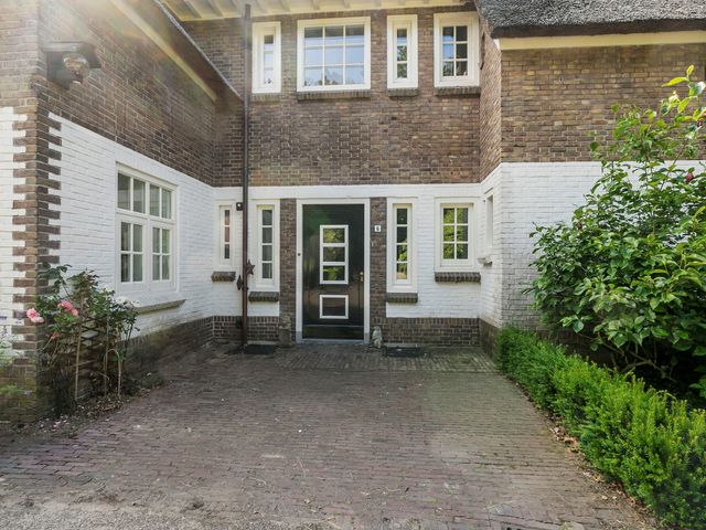 De Kamp 6, Heelsum