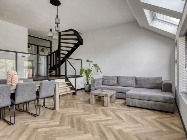 Van Oudshoornhove 10, Zoetermeer