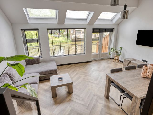 Van Oudshoornhove 10, Zoetermeer