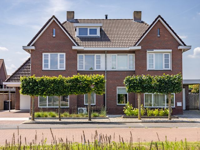 Atalanta 9, Holten