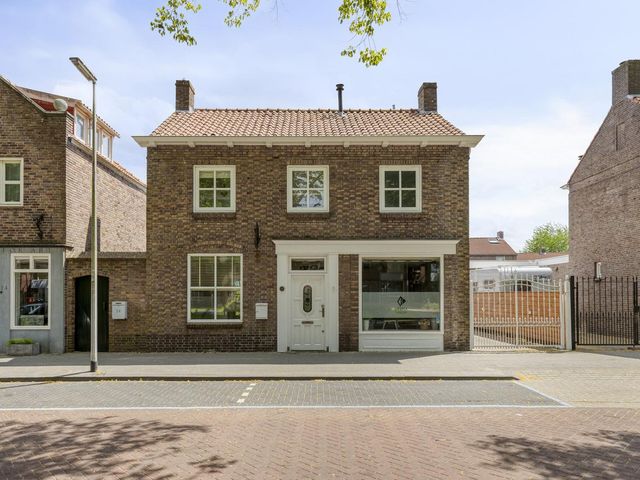 Vincent van Goghplein 12, Etten-Leur