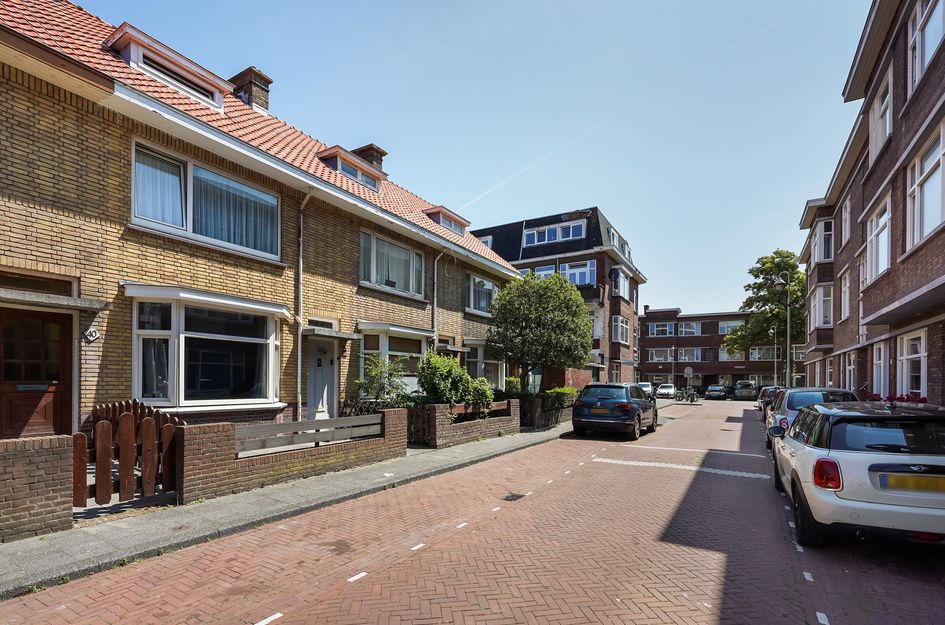 Boele van Hensbroekstraat 42