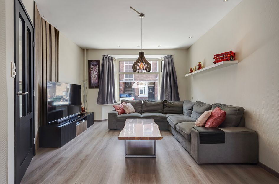 Boele van Hensbroekstraat 42