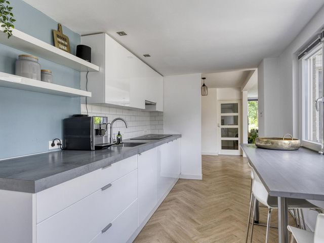 Ruusbroeclaan 10, Roosendaal