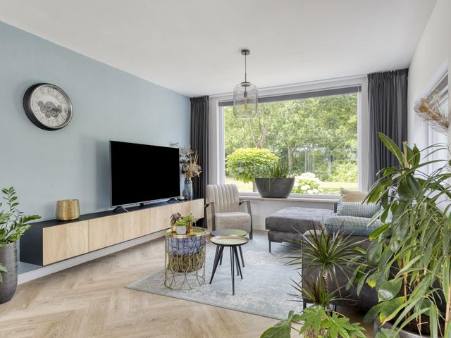 Ruusbroeclaan 10, Roosendaal