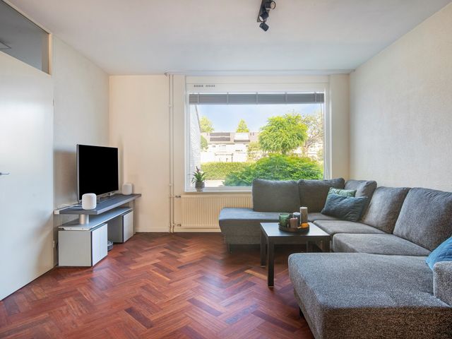 Hoevelakenstraat 16, Tilburg