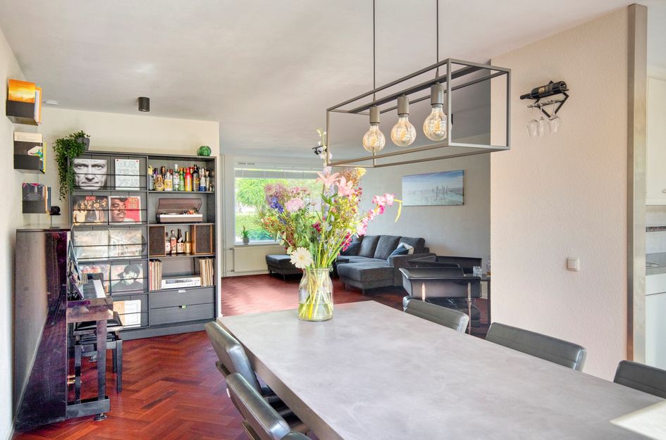 Hoevelakenstraat 16