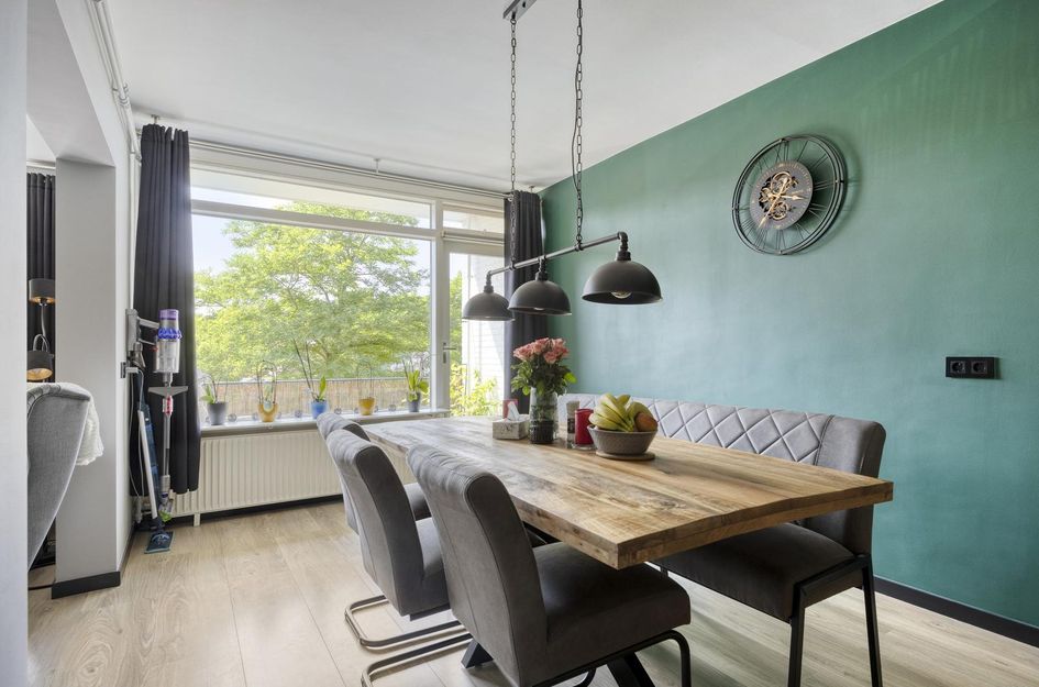 Ambonstraat 82