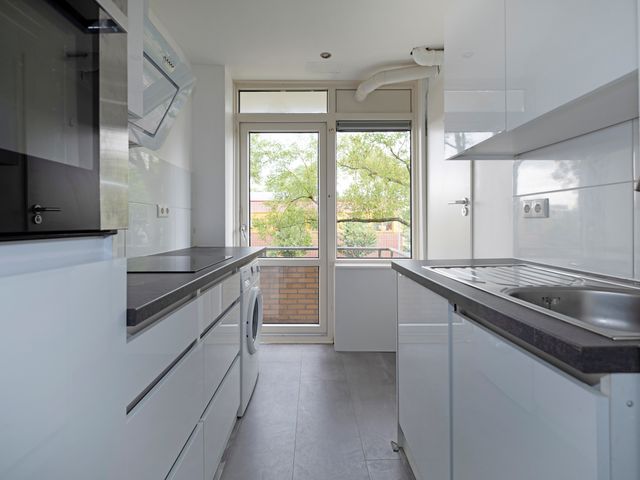 Van Lenneplaan 87, Groningen