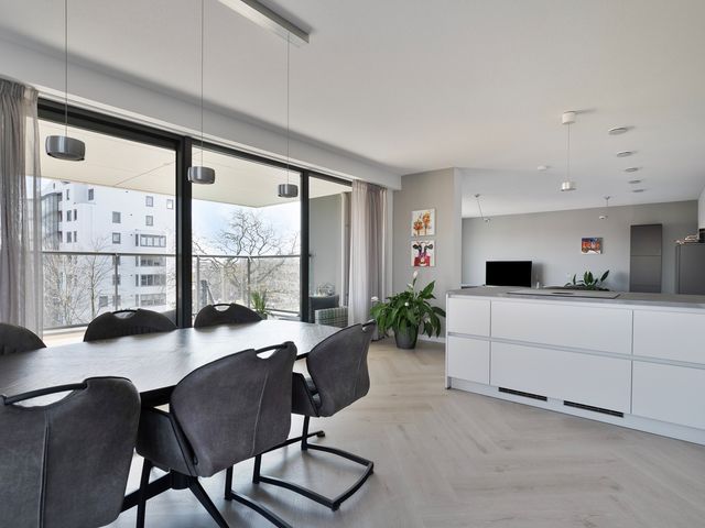 Zodiakplein 102, Den Haag