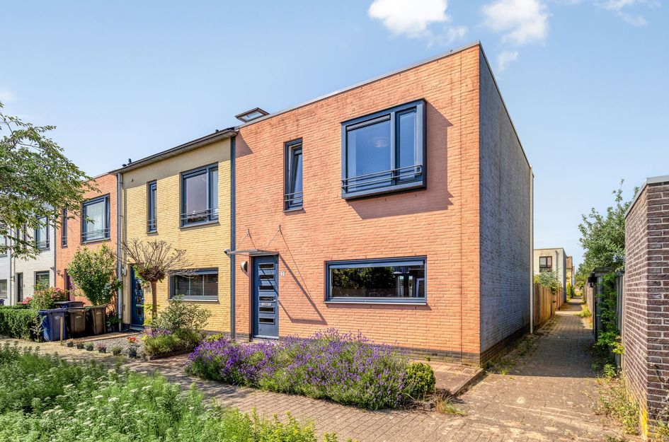 Jimmy Brownstraat 2
