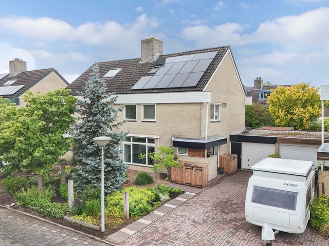 Roerstraat 9, Emmeloord