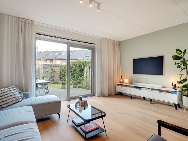 Claerbeek 59, Lelystad