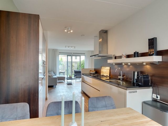 Claerbeek 59, Lelystad