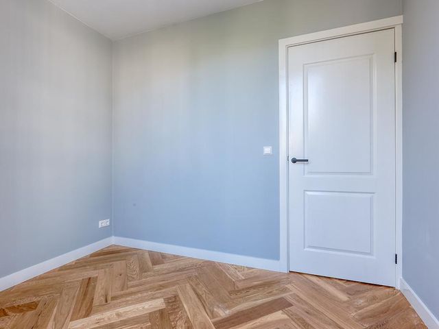 Perenstraat 321, 'S-Gravenhage