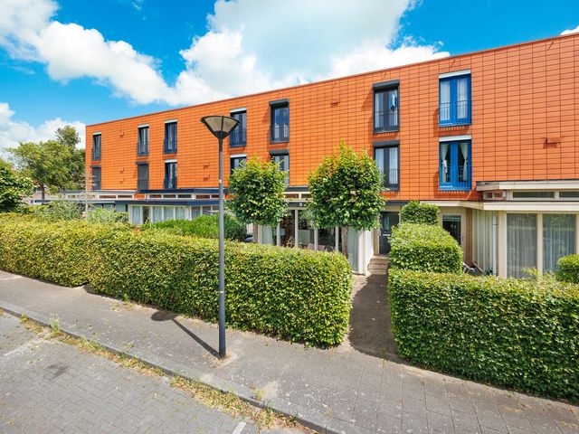 Singraven 5, Lelystad