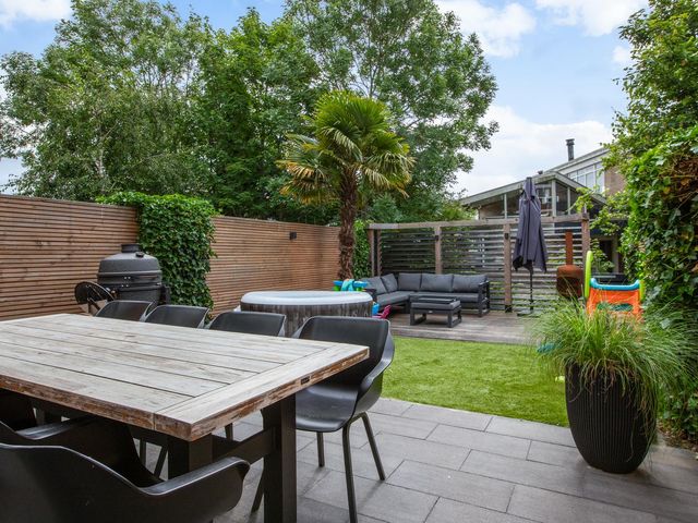 Mesdagstraat 4, Reeuwijk