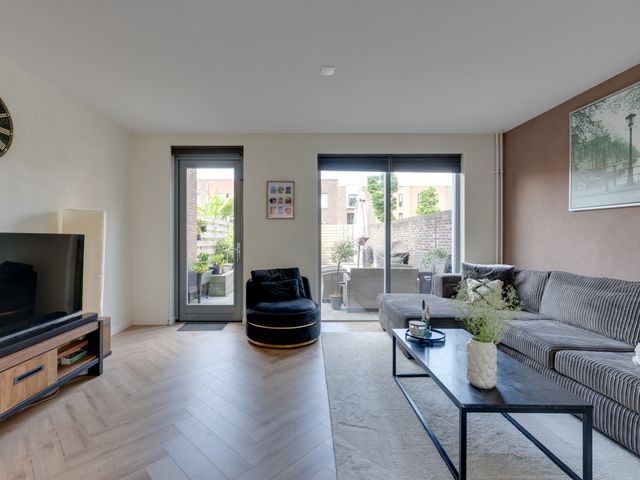 Dubbelspoor 25, Assendelft