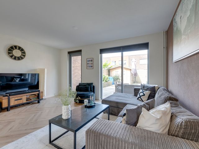 Dubbelspoor 25, Assendelft