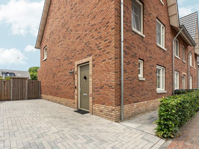 James Chadwickstraat 24, Almere