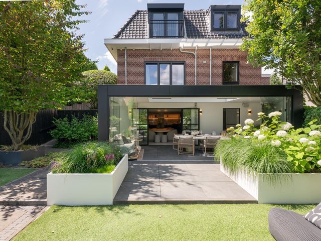 Grindweg 12, Rotterdam