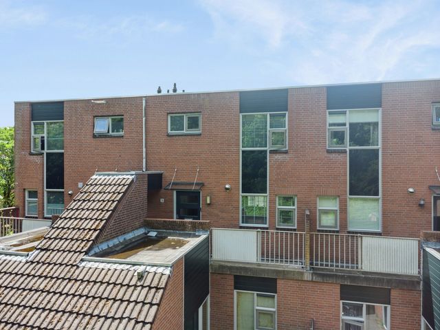 Klagerstuin 34, Zwaag