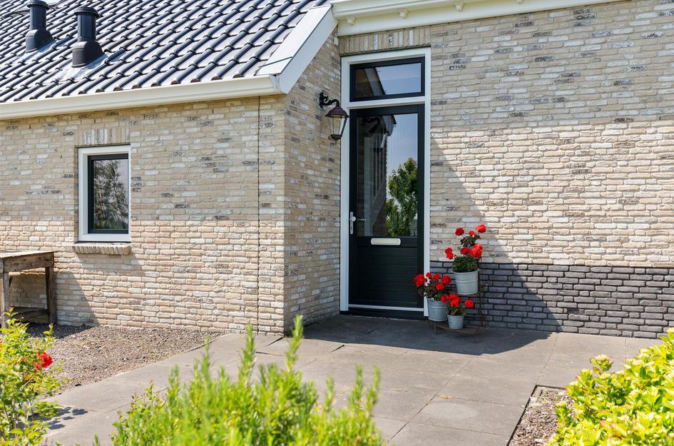 Oudeschouw 8