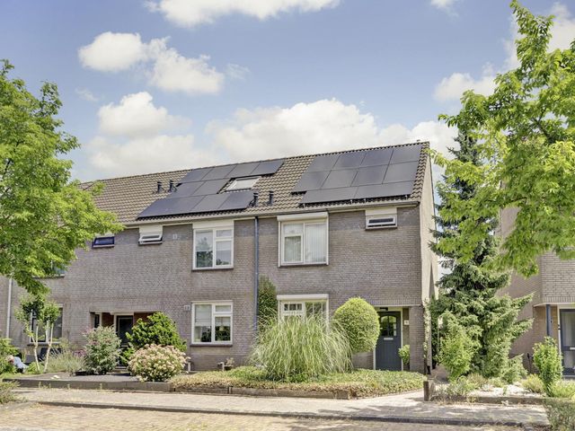 A.B. van Lieshoutlaan 83, Waalwijk