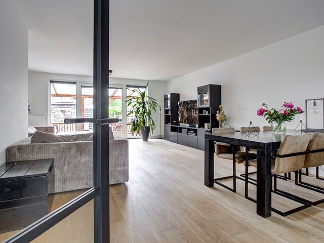 Tuinfluiterlaan 110, Zeewolde