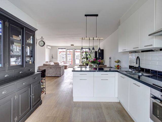 Tuinfluiterlaan 110, Zeewolde