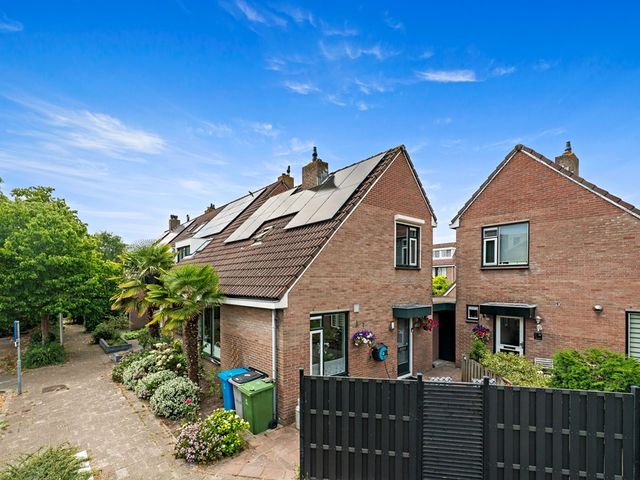 Hoefslag 31, Maasland