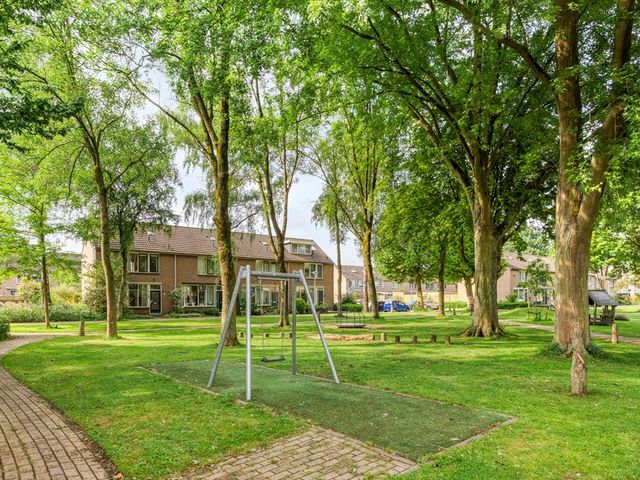 Nijenrode 7, Zwijndrecht