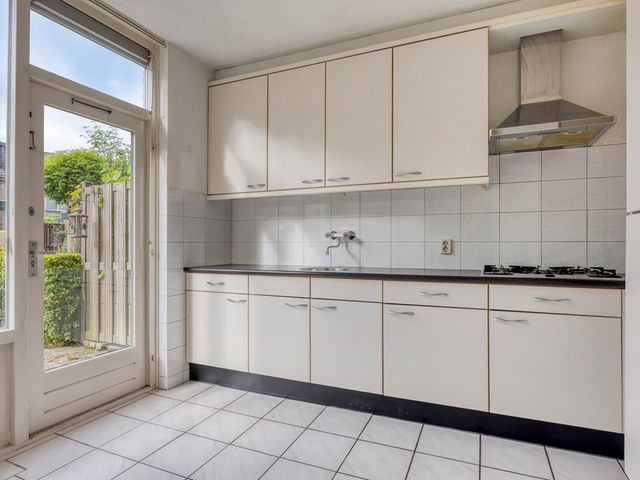 Nijenrode 7, Zwijndrecht