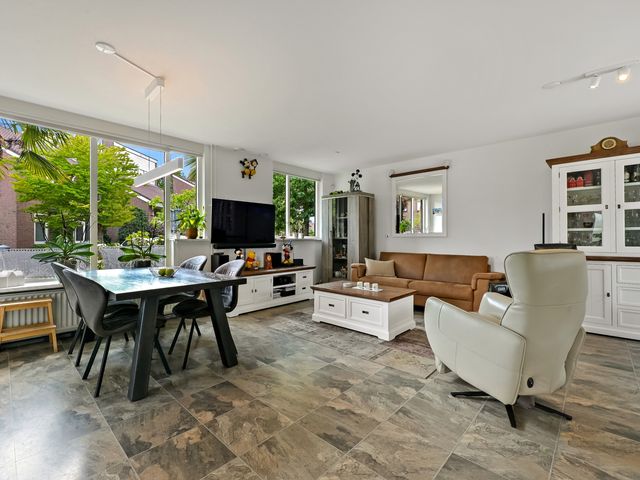 Hoefslag 31, Maasland
