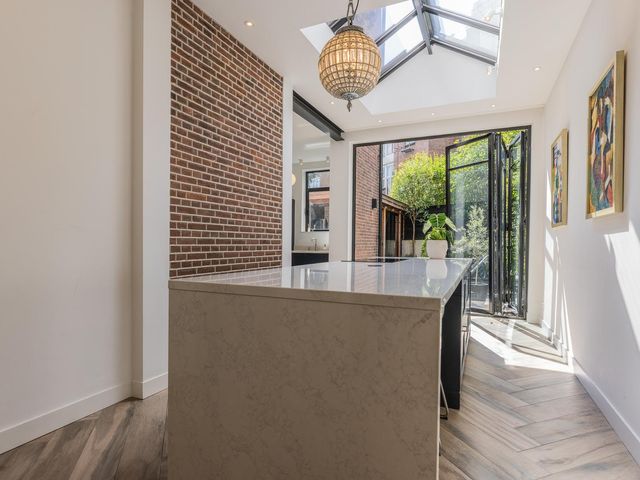 Burgemeester Weertsstraat 63, Arnhem