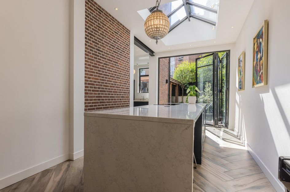 Burgemeester Weertsstraat 63