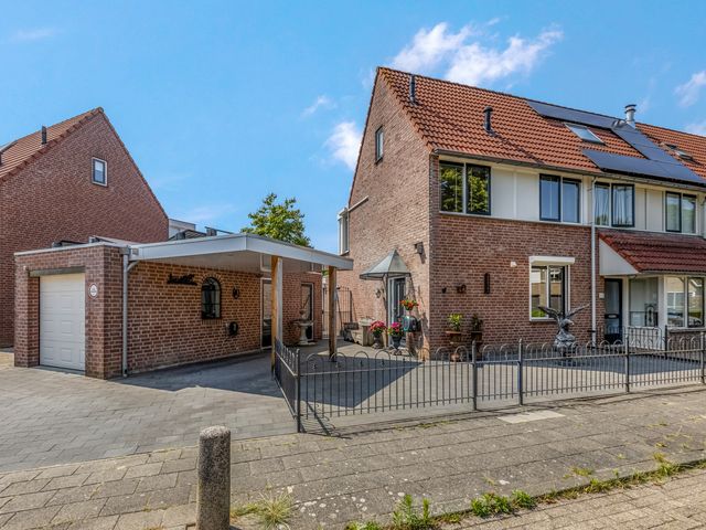 Mozartstraat 9, Tiel