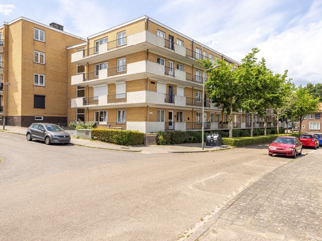 Irenestraat 66, Beek