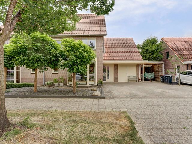 Groene Specht 11, Zeewolde