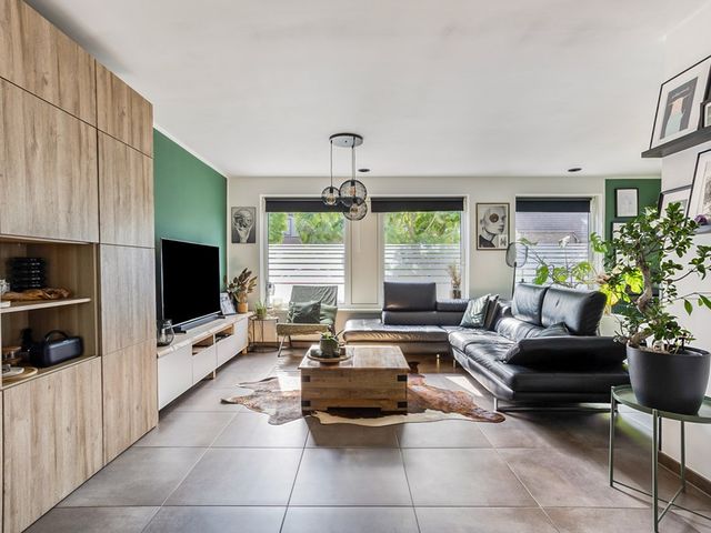 Beneluxstraat 122, Sas Van Gent