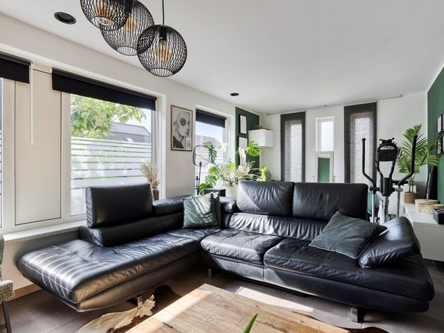 Beneluxstraat 122, Sas Van Gent