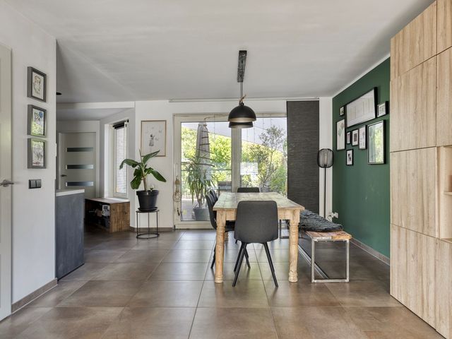 Beneluxstraat 122, Sas Van Gent