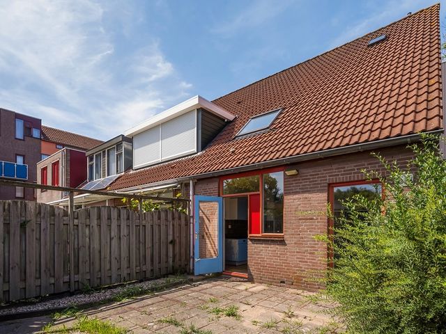Valkenlaan 81, Delft