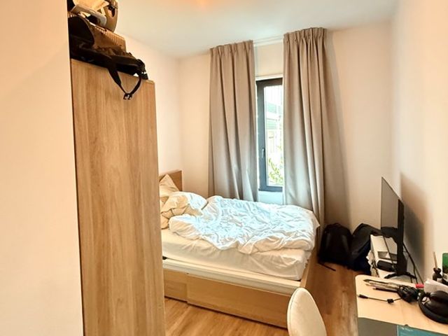 1e Middellandstraat 72B, Rotterdam
