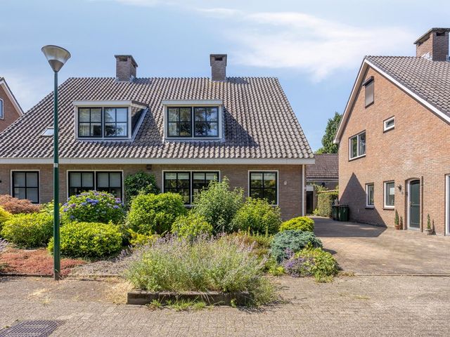 Fokkeschoot 2, Veenendaal