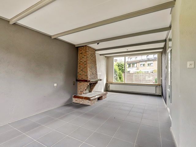 Kolgansstraat 8, Strijen